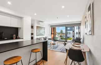 302/2 Miller Street, Point Chevalier