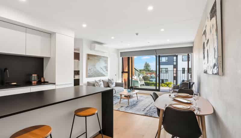 302/2 Miller Street, Point Chevalier