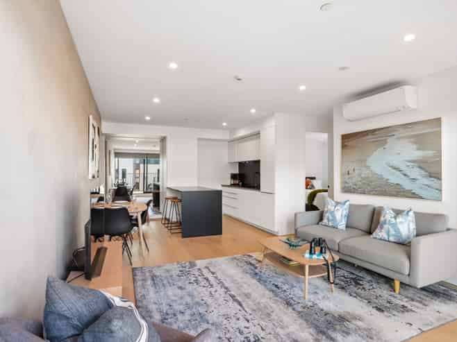 302/2 Miller Street, Point Chevalier