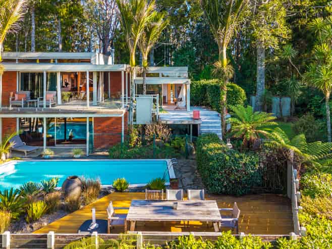 79 Scenic Drive, Titirangi