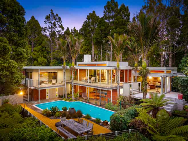 79 Scenic Drive, Titirangi