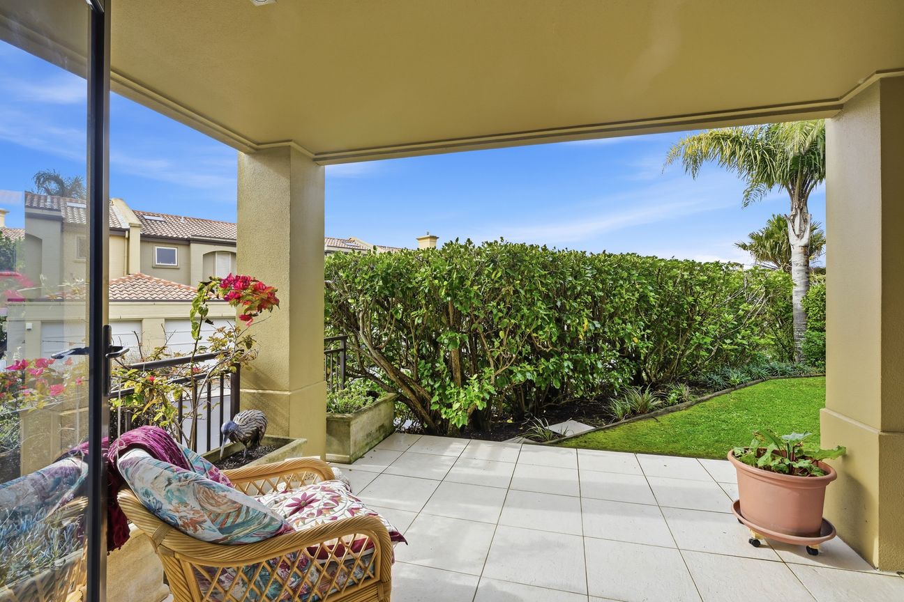 Ground Floor Sunny Spacious Garden Apartment – pohled 4