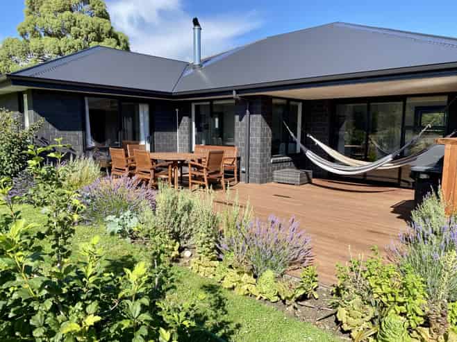 40 Cooper Crescent, Luggate