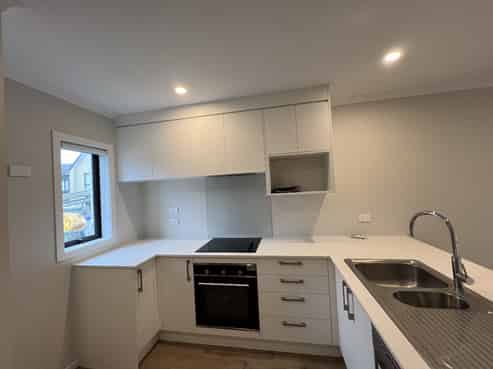 8/125B Metcalfe Road, Ranui