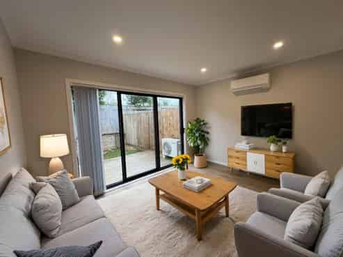8/125B Metcalfe Road, Ranui