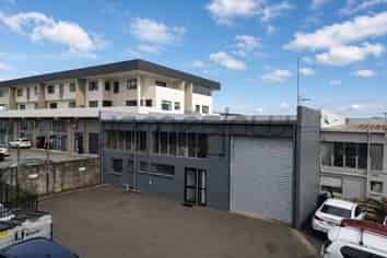 Industrial Unit in the Heart of Manukau