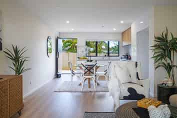 28C McKinstry Avenue, Mangere East