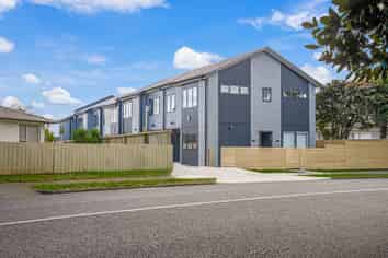 28C McKinstry Avenue, Mangere East