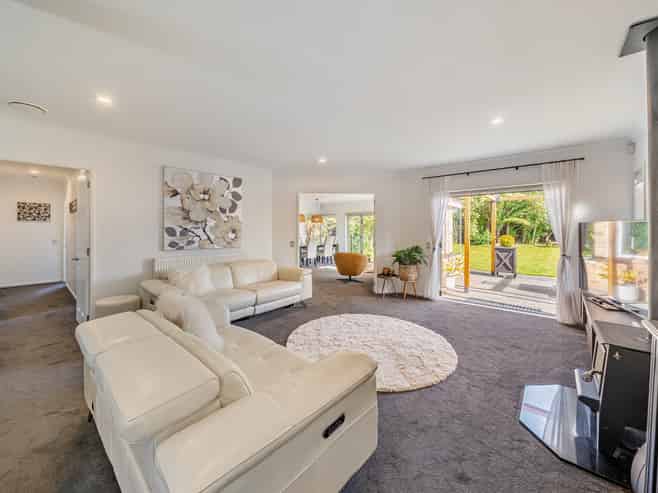 65 Mount Marua Way, Mount Marua