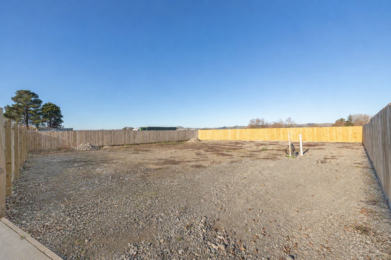 Sunny Private Section - No Covenants!! - Widok 2