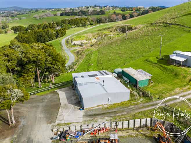 55 Puriri Glade, Maungaturoto