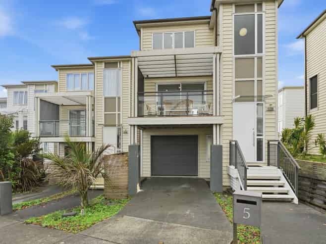 5 Panakenake Way, Flat Bush