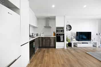 8 Jaspers Way, Rototuna