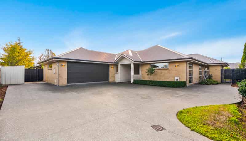 16 Bernice Crescent, Yaldhurst