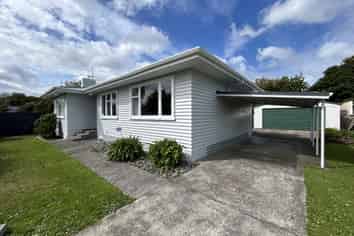 8 Reid Ave, Hawera