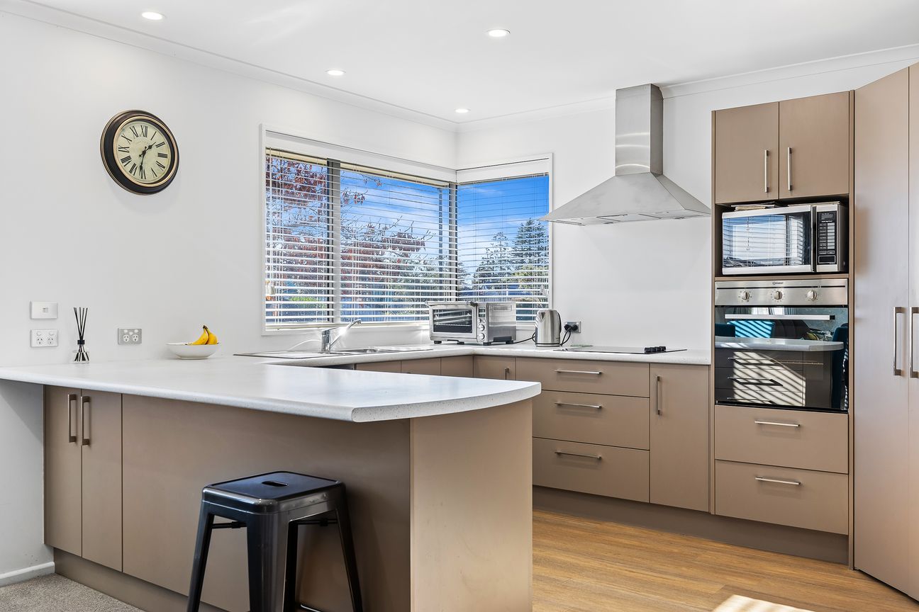Owners' New Build Demands a Sale! - Ansicht 3