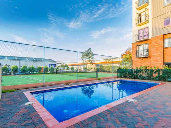 4D/10 Crown Lynn Place, New Lynn