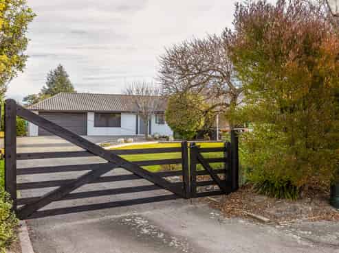 6 Cedar Place, Amberley