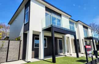 2/2 Tiraumea Street, Palmerston North Central