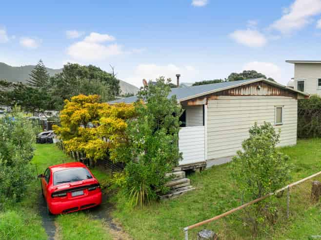19 Mission Road, Port Waikato