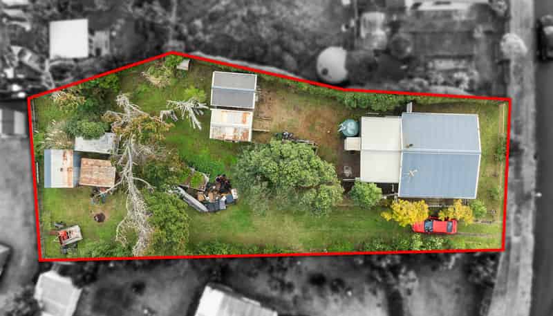 19 Mission Road, Port Waikato