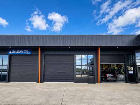Modern Industrial Unit - Whangaparaoa