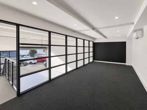 Modern Industrial Unit - Whangaparaoa