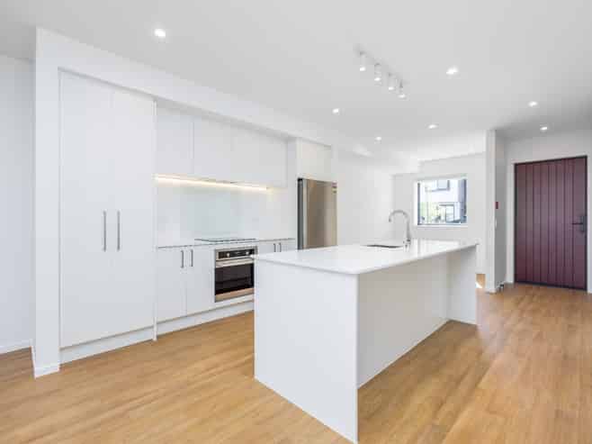 4/24 Peihana Road , Hobsonville