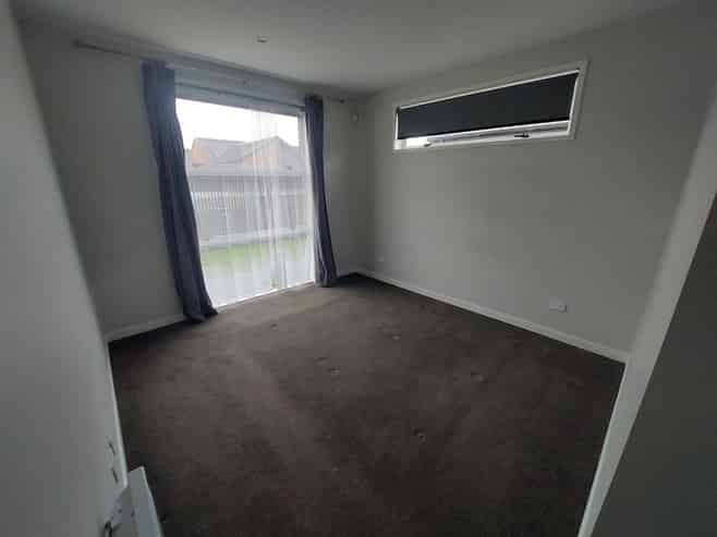 8 Wyrall Way, Chartwell