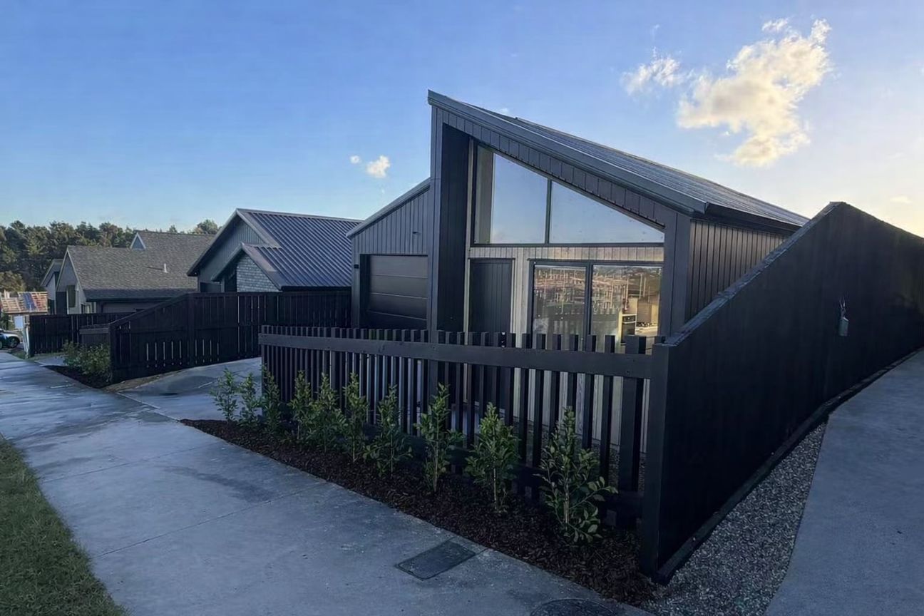Affordable Elegance - Brand New Home - Vaade 5