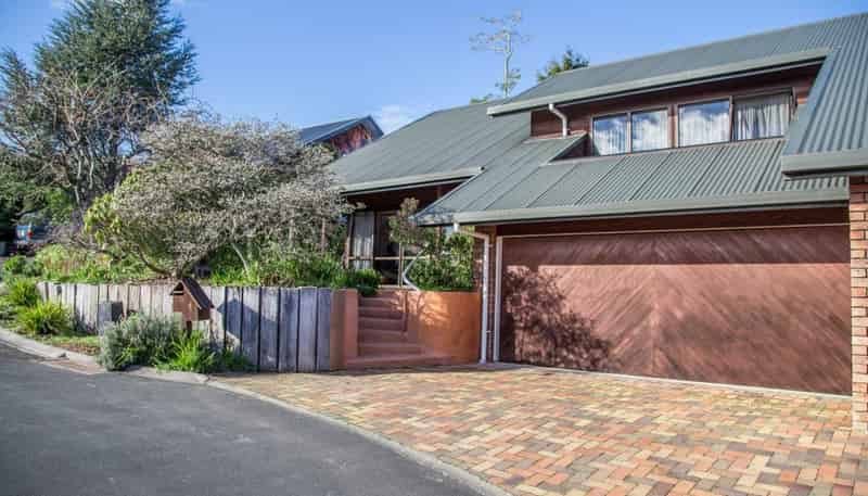 6 Northgate Way , Stoke