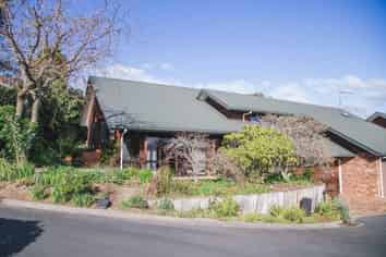6 Northgate Way , Stoke