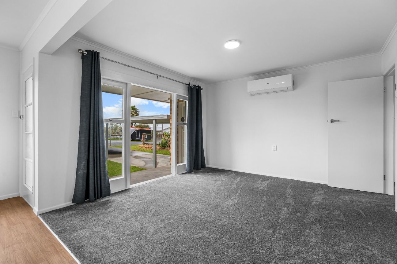 Fresh, Spacious, and Fully Renovated Home - Aanzicht 4