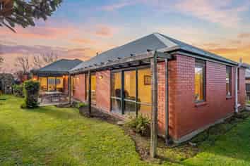 4 Amesbury Mews, Avonhead