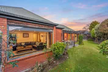 4 Amesbury Mews, Avonhead