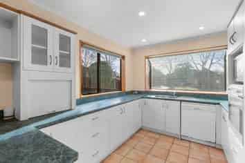 4 Amesbury Mews, Avonhead
