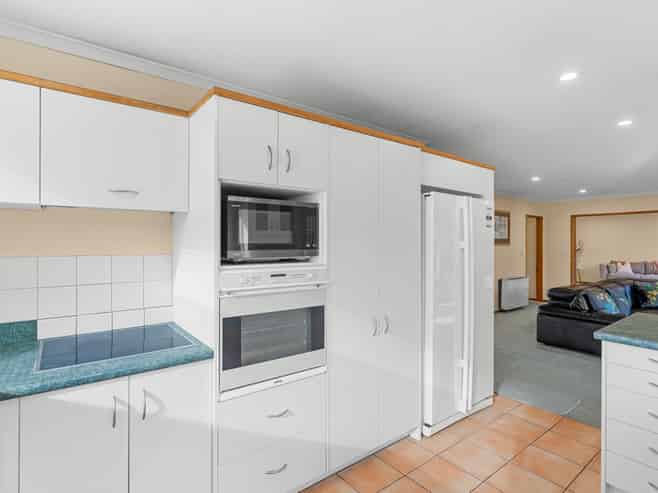 4 Amesbury Mews, Avonhead
