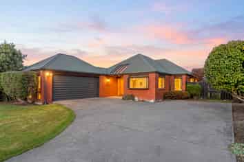 4 Amesbury Mews, Avonhead