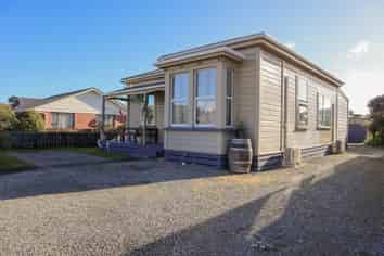 22 Palmerston Street, Greymouth
