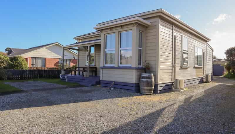 22 Palmerston Street, Greymouth