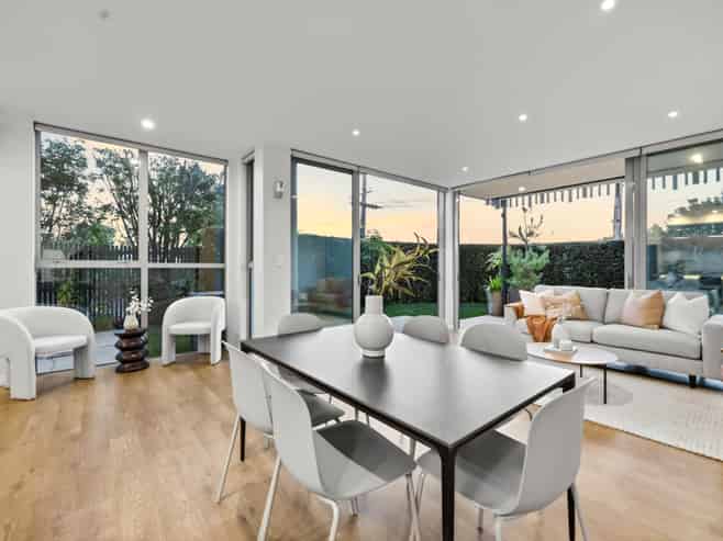 67 Moa Road, Point Chevalier