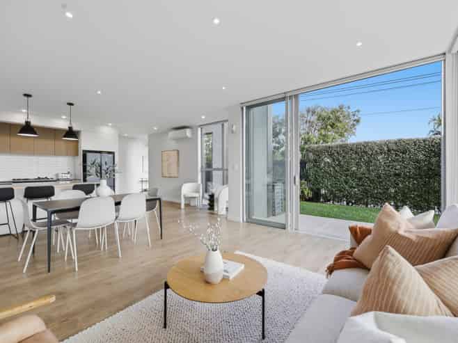 67 Moa Road, Point Chevalier