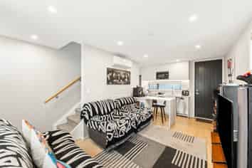 82A Mckenzie Road, Mangere Bridge
