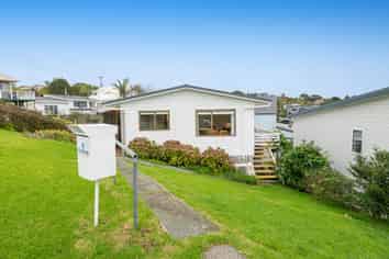 4 Fidelis Avenue, Snells Beach