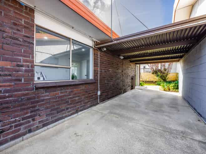 2/29 Trentham Road, Papakura