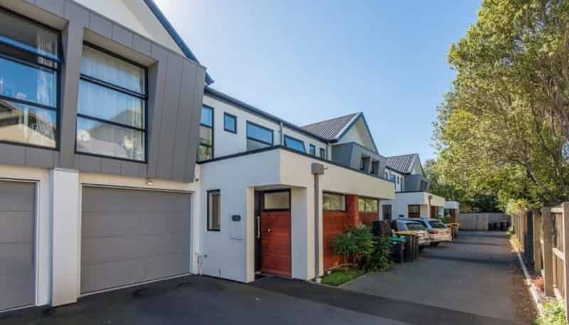 2/40 Brockworth Pl, Riccarton