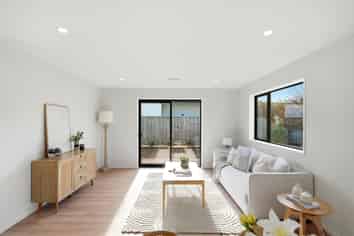 23 Perehia Mews, Marshland