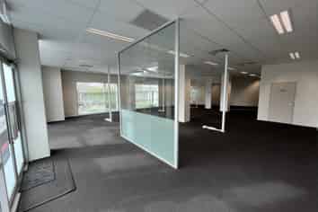 Sunny Office/Showroom with Profile