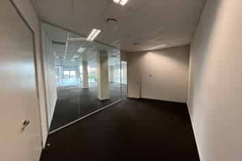 Sunny Office/Showroom with Profile