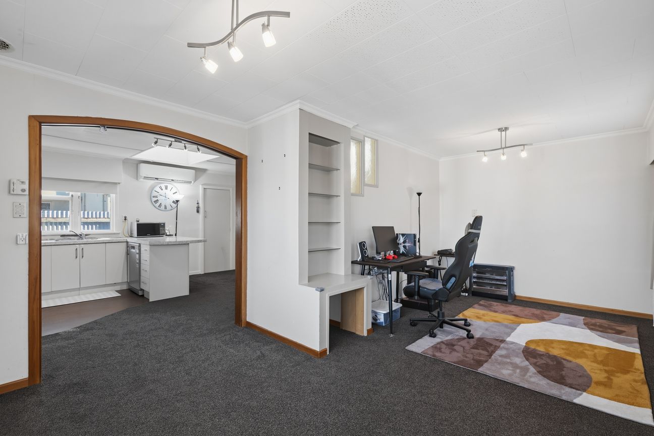 Family Living in Windsor - Aanzicht 5